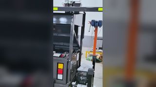 보안 감시 등대 적외선 야간 투시경 접이식 트레일러 장착형 태양광 조명 토우