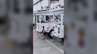 저렴한 태양광 조명 타워 작동 온도 -20℃~50℃ 통합 LED 조명 이벤트 장소 야외 조명